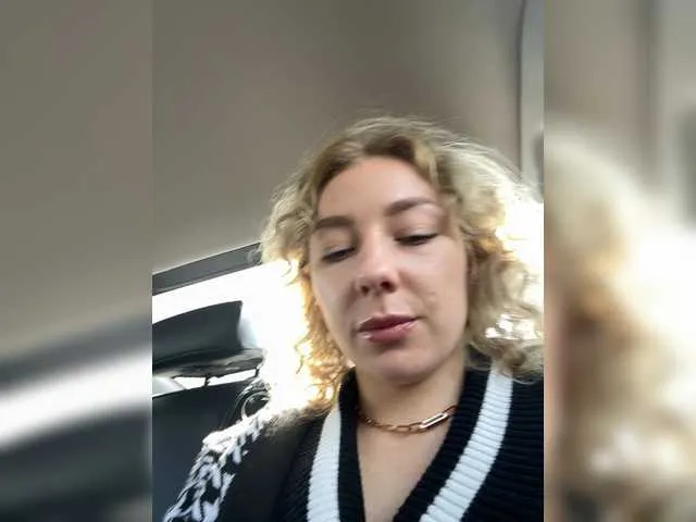 SamMargoMd – webcam model profile photo Image 13