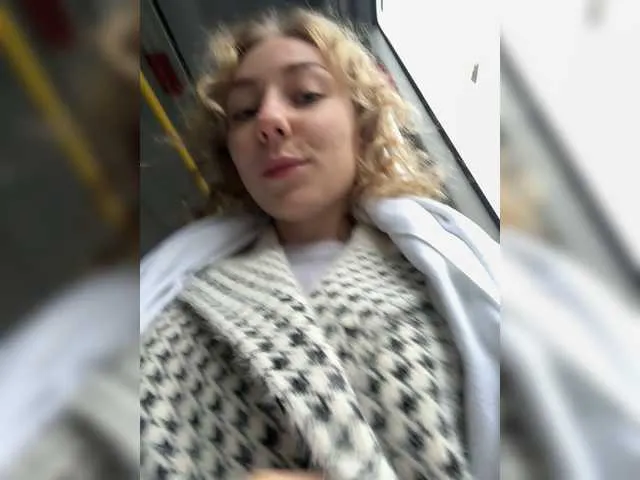 SamMargoMd – webcam model profile photo Image 18