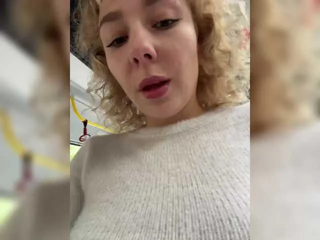 SamMargoMd – webcam model profile photo Image 5