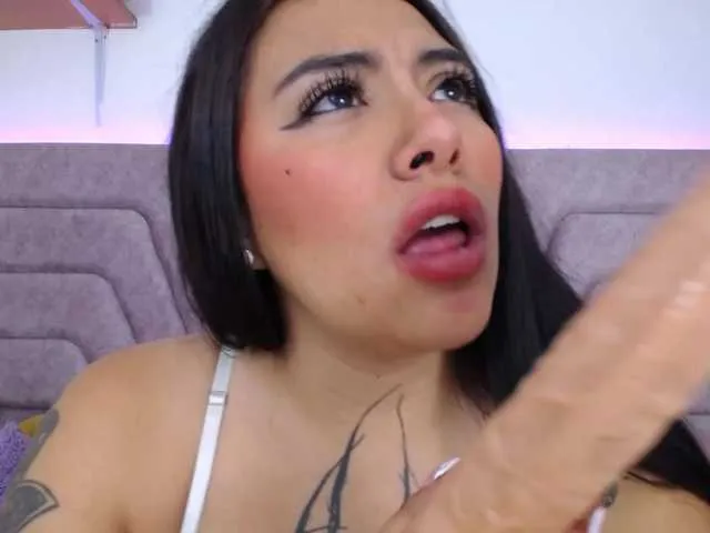 VallerieJones – webcam model profile photo Image 19