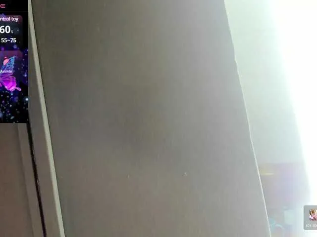 James-Eva0 – webcam model profile photo Image 2