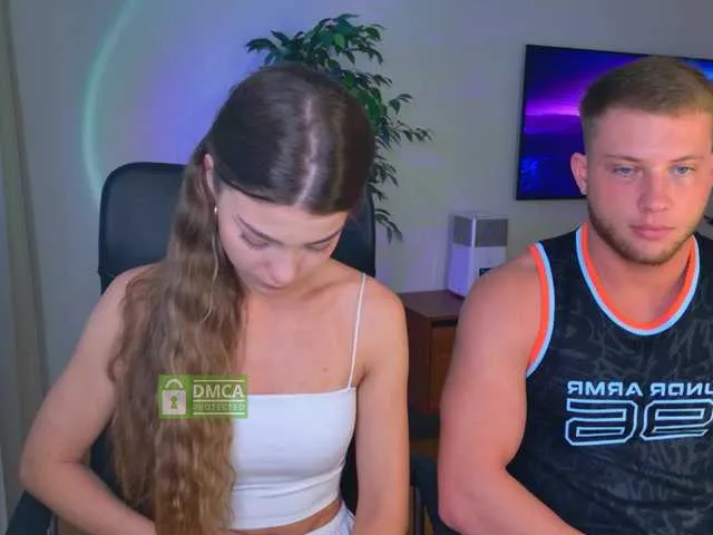 OurPrivateUniverse – webcam model profile photo Image 4