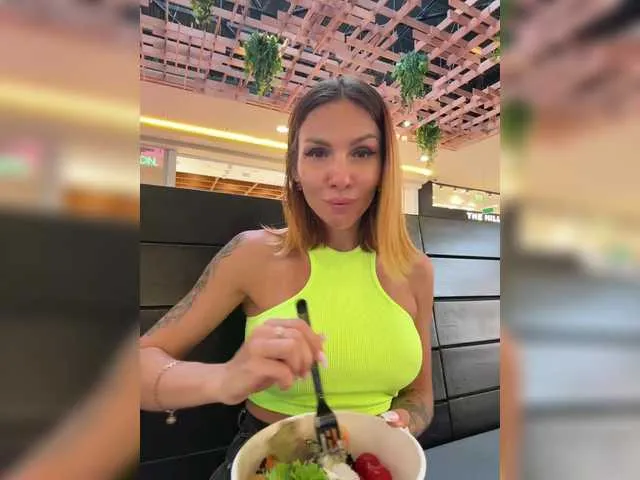 victoriaqueen2 – webcam model profile photo Image 7