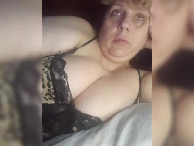 SusyBlair – webcam model profile photo Image 15