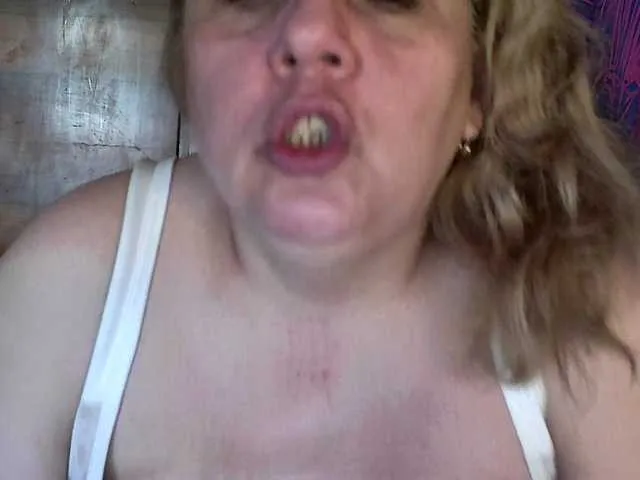 SusyBlair – webcam model profile photo Image 16