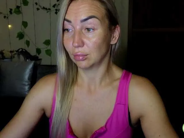 Hanna_Blondee – webcam model profile photo Image 8