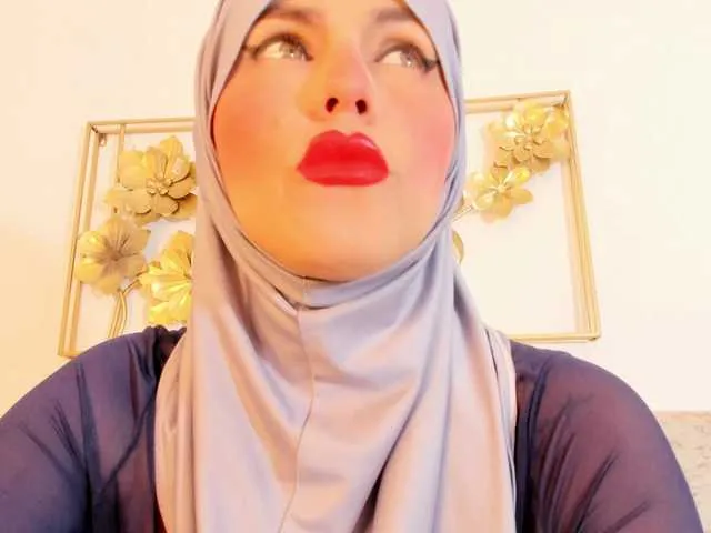 KarinaKokhana – webcam model profile photo Image 12