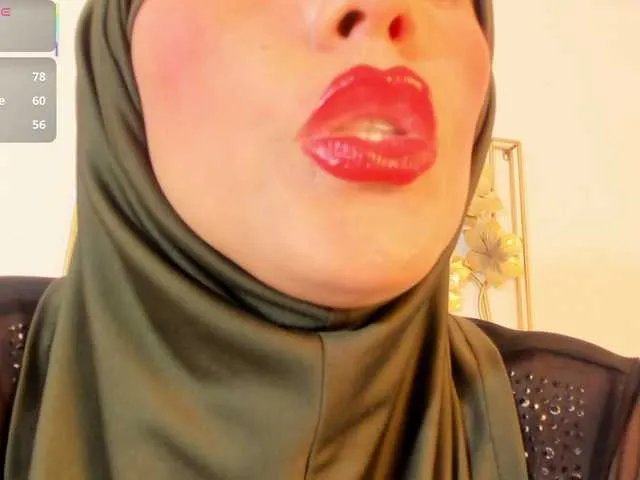 KarinaKokhana – webcam model profile photo Image 15