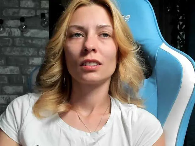 SofiaSins – webcam model profile photo Image 16