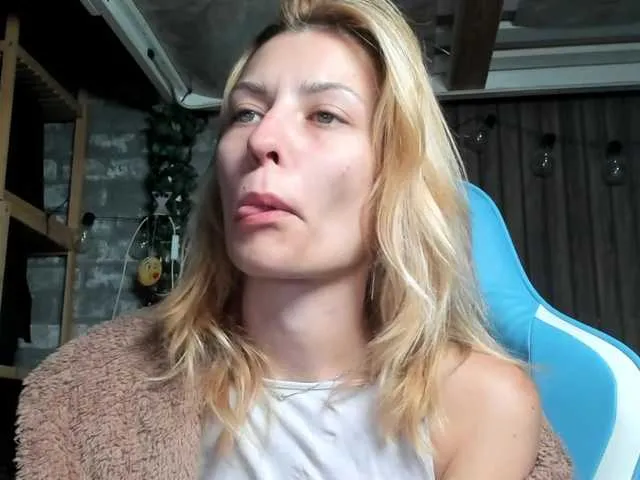 SofiaSins – webcam model profile photo Image 17