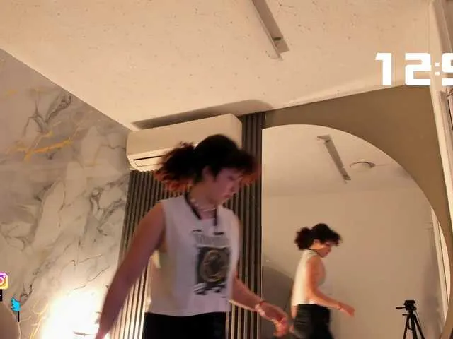 0------0 – webcam model profile photo Image 19