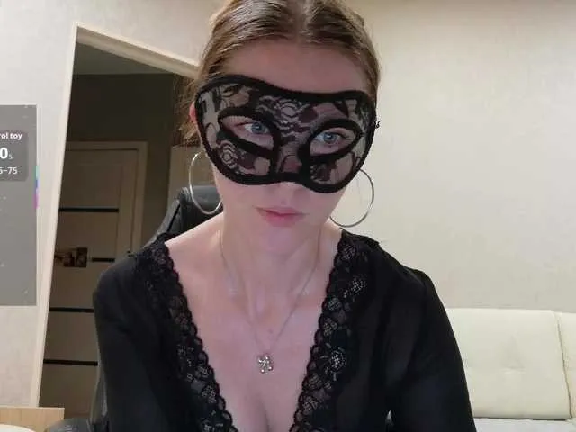 SusyBlair – webcam model profile photo Image 12