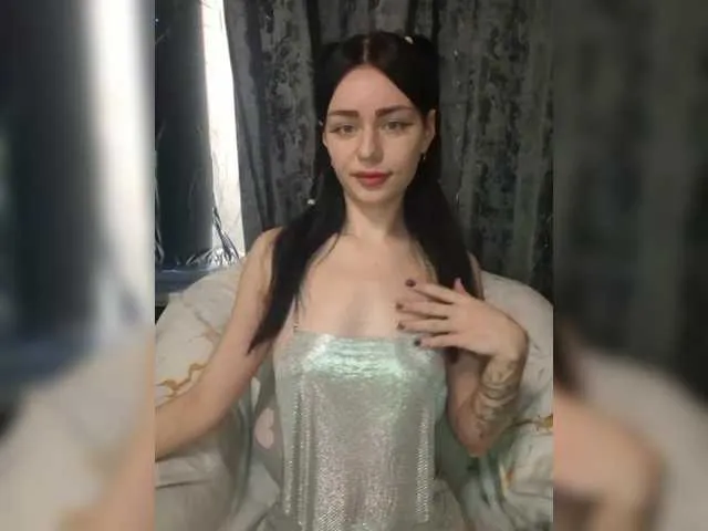 SusyBlair – webcam model profile photo Image 11