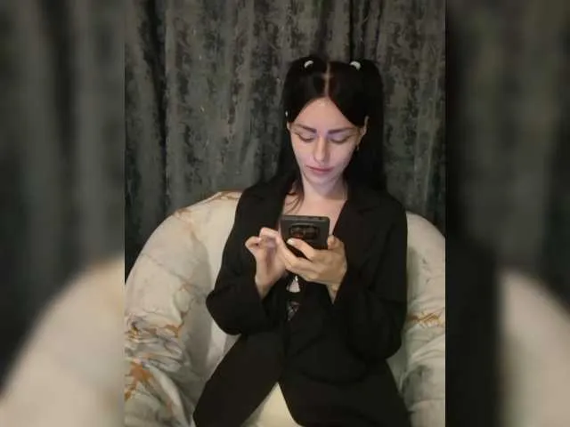 SusyBlair – webcam model profile photo Image 19