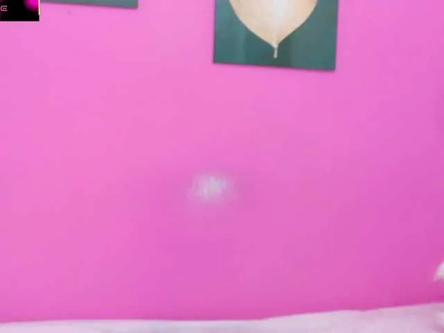 BlondeScarlettx – webcam model profile photo Image 13