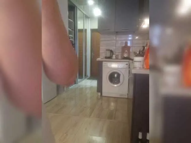 xlunami – webcam model profile photo Image 11