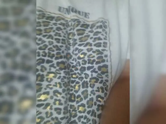 xlunami – webcam model profile photo Image 15