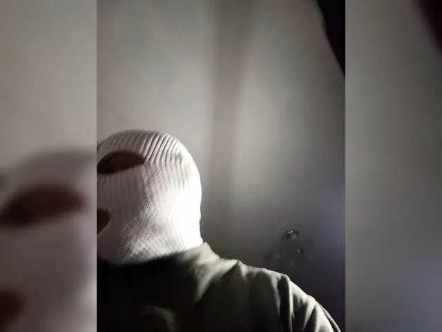 Hotforunow – webcam model profile photo Image 3