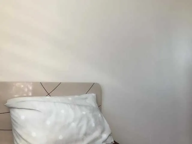 BlondeScarlettx – webcam model profile photo Image 18