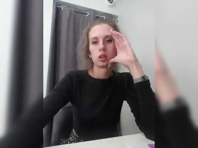 TyleneBuck – webcam model profile photo Image 6