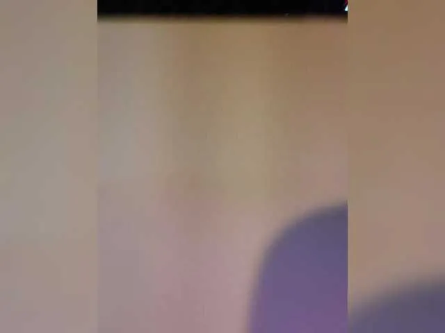 TyleneBuck – webcam model profile photo Image 7