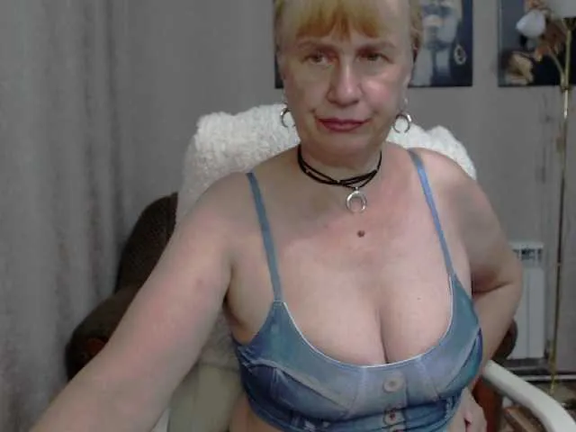 anyuta1212 – webcam model profile photo Image 10