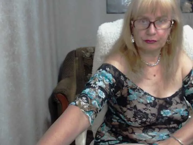 anyuta1212 – webcam model profile photo Image 12