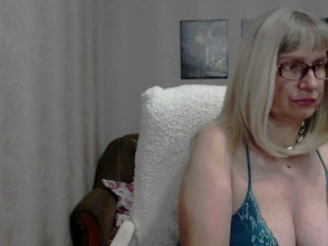 anyuta1212 – webcam model profile photo Image 2