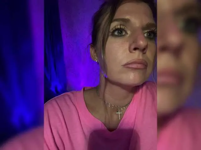 Chelsi16 – webcam model profile photo Image 4