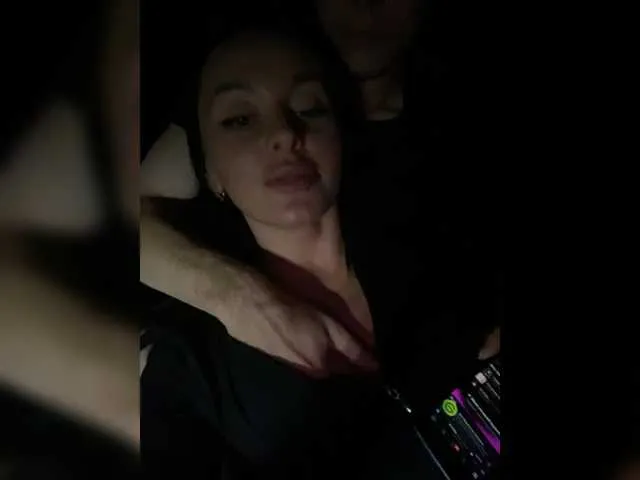 maevebanks – webcam model profile photo Image 13