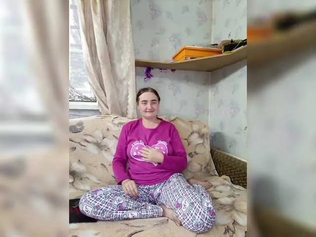 BlondeHott – webcam model profile photo Image 4