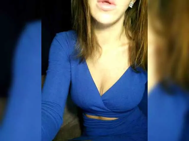 BigTitBlondeUK – webcam model profile photo Image 19