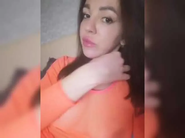 BigTitBlondeUK – webcam model profile photo Image 3