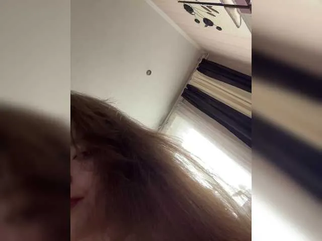 BlondeScarlettx – webcam model profile photo Image 17