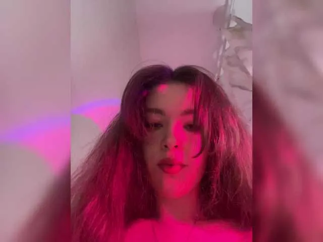 BlondeScarlettx – webcam model profile photo Image 3