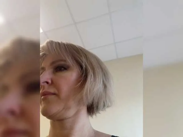 blondeangel_4u2 – webcam model profile photo Image 14