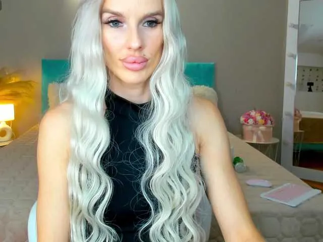 BlondeScarlettx – webcam model profile photo Image 10