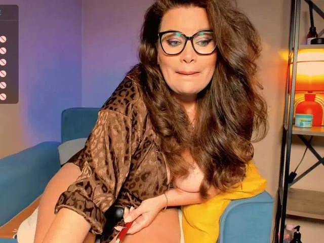 MarilynRainbow – webcam model profile photo Image 10