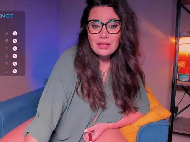 MarilynRainbow – webcam model profile photo Image 8