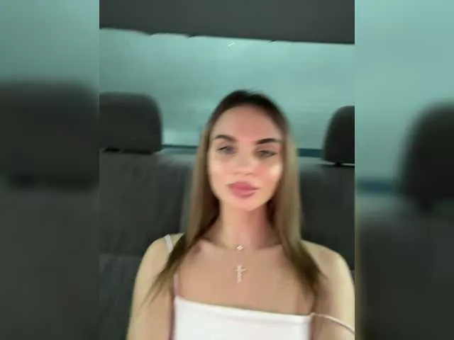 TyleneBuck – webcam model profile photo Image 13