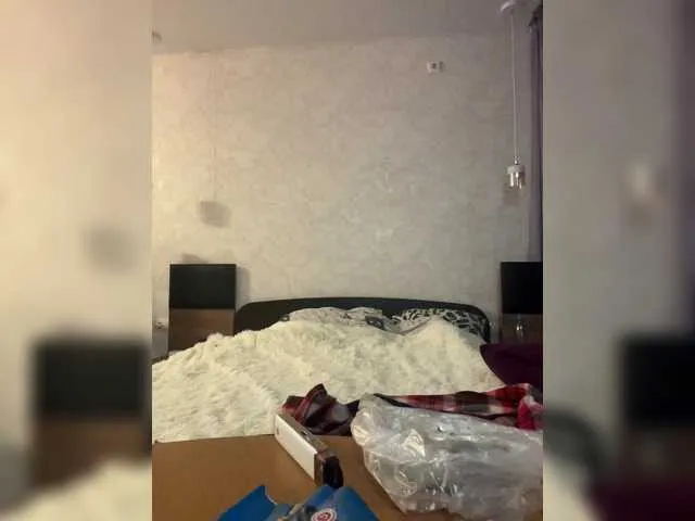 MainPleasure – webcam model profile photo Image 19