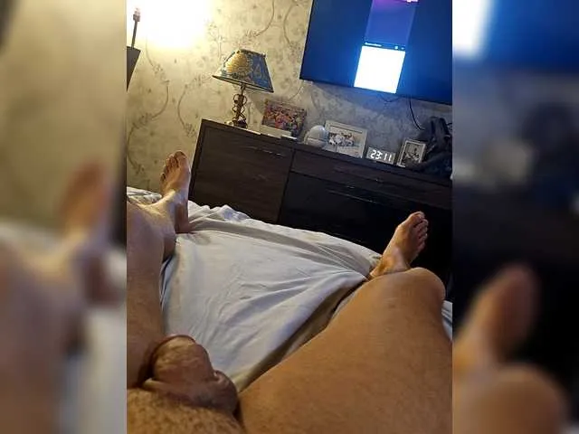 LoraDevine – webcam model profile photo Image 15