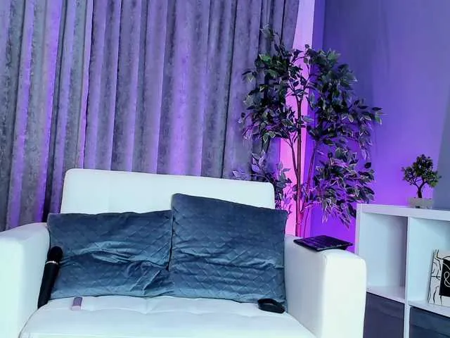 BlondeScarlettx – webcam model profile photo Image 5