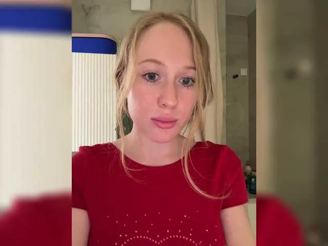 Youlalia – webcam model profile photo Image 14