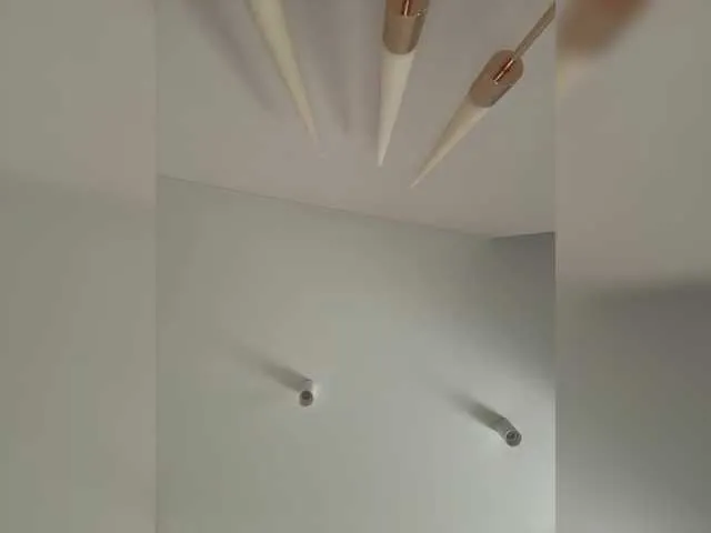 Youlalia – webcam model profile photo Image 5