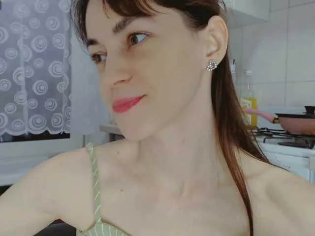 LiluBarbarian – webcam model profile photo