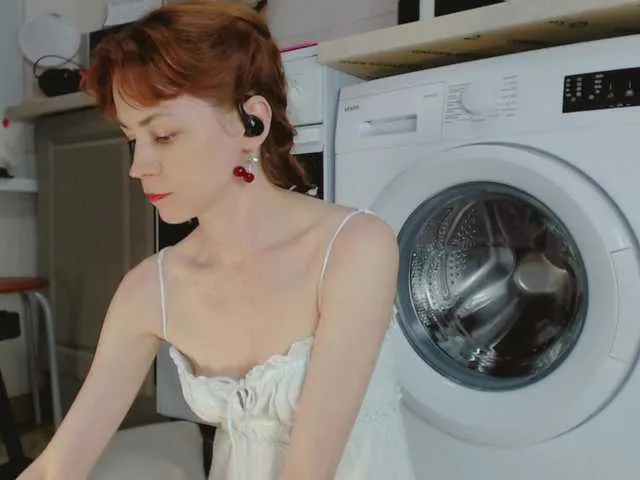 LoraDevine – webcam model profile photo Image 19