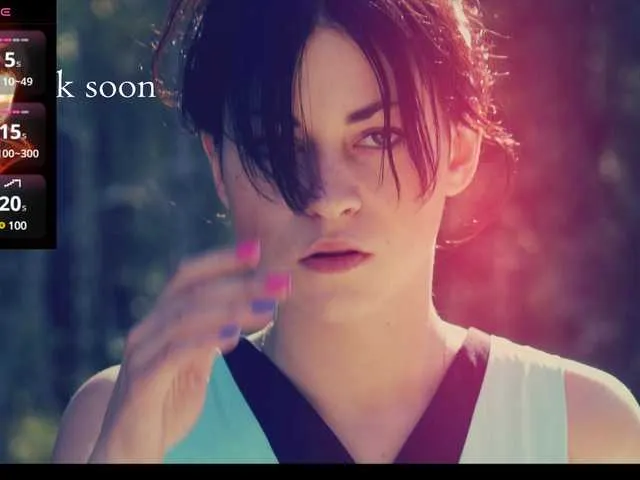 LoraDevine – webcam model profile photo Image 7