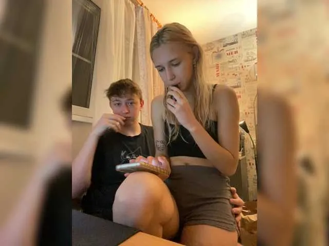 MallazfXXX005 – webcam model profile photo Image 14