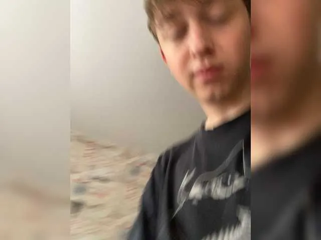 MallazfXXX005 – webcam model profile photo Image 17